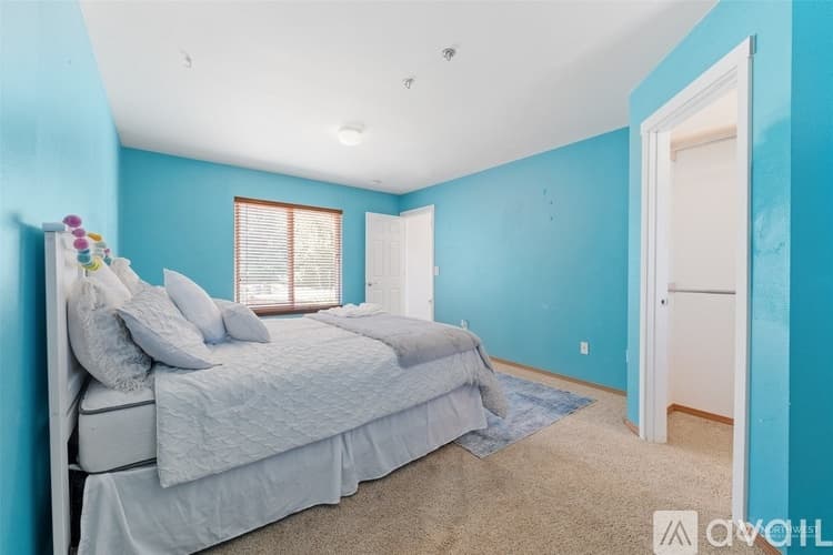Gig Harbor Apartment: 5304 25th Avenue Northwest Master Unit