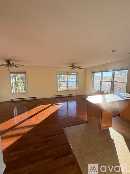 Northwood Apartment: 1351 1st New Hampshire Turnpike