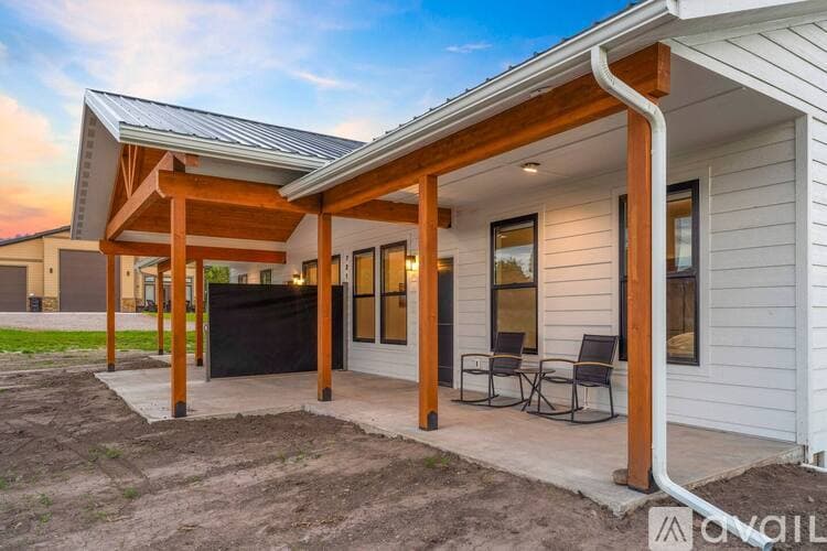 Polson Apartment: 721 Daniah Ln