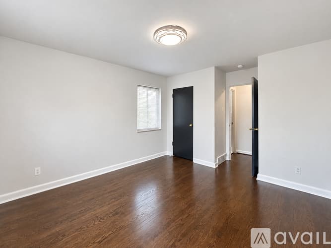 St. Louis Apartment: 5944 Nagel Ave