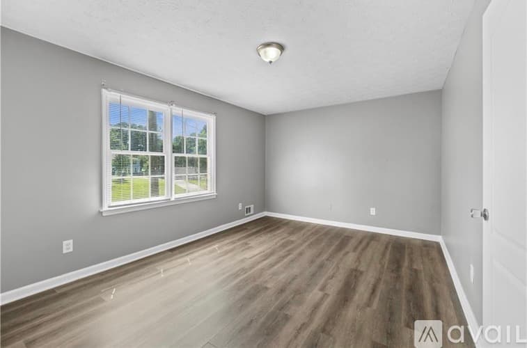 Lawrenceville House: 410 Charter Court