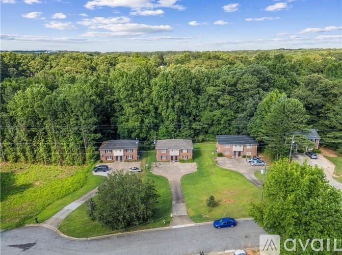 Lawrenceville House: 410 Charter Court