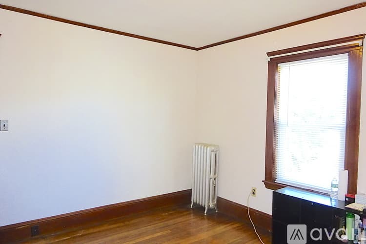Medford Apartment: 115 Playstead Rd