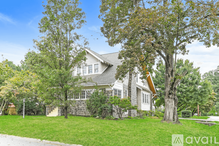 Wilmington House: 277 Cragmere Rd
