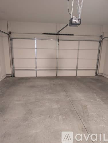 Cumming Townhome: 655 Silva Str