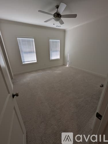 Cumming Townhome: 655 Silva Str