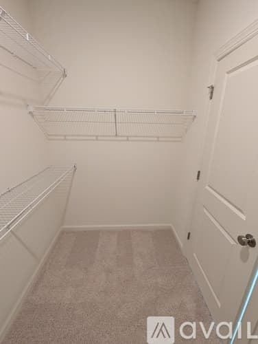 Cumming Townhome: 655 Silva Str