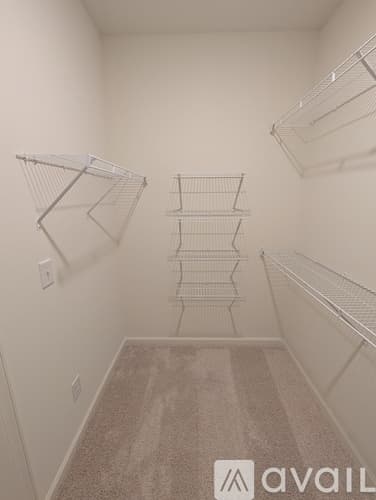 Cumming Townhome: 655 Silva Str