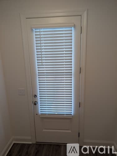 Cumming Townhome: 655 Silva Str