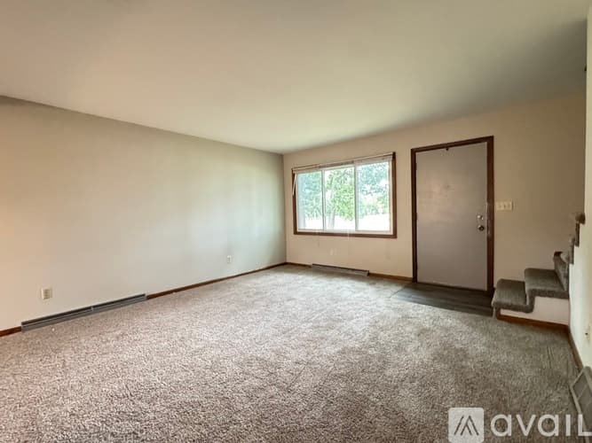 Altoona Townhome: 135 N Willson Dr