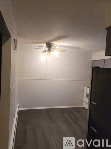 Irvington Apartment: 50 West Stratford Place