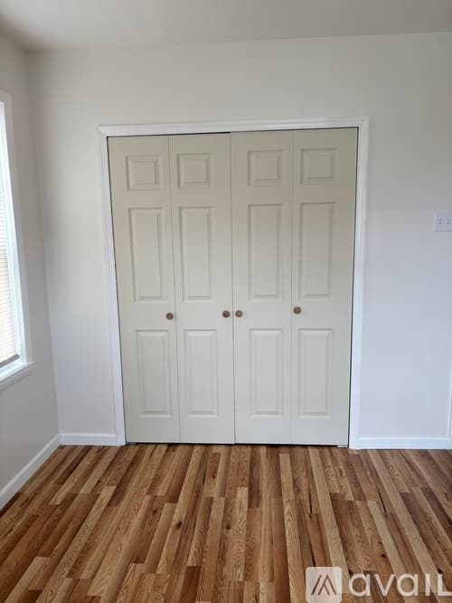 Newark Apartment: 104 Beaumont Place