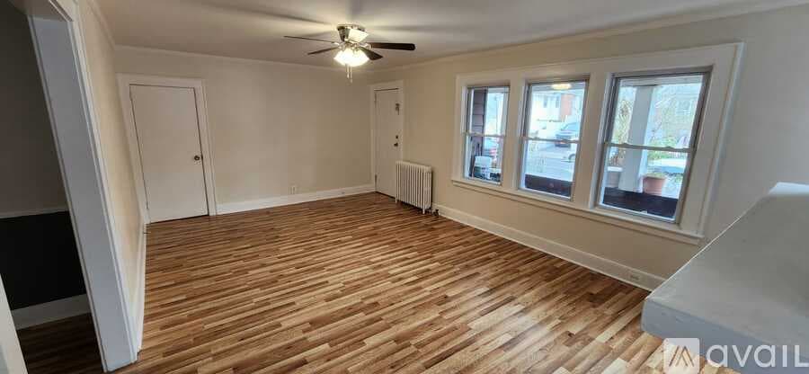Newark Apartment: 104 Beaumont Place