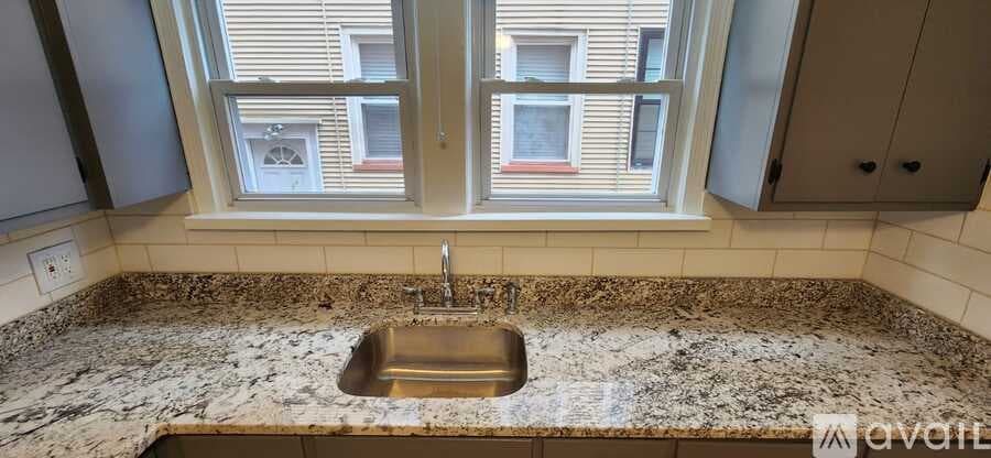 Newark Apartment: 104 Beaumont Place
