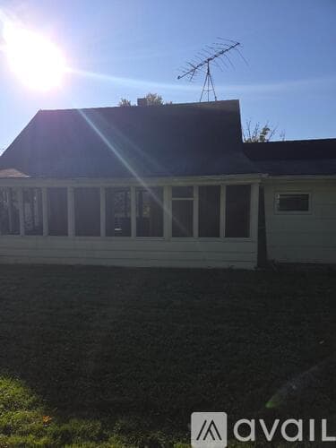 Levittown House: 41 Whitewood Rd