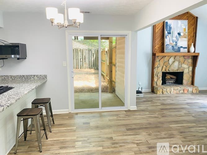Tucker House: 4108 Wildflower Ln