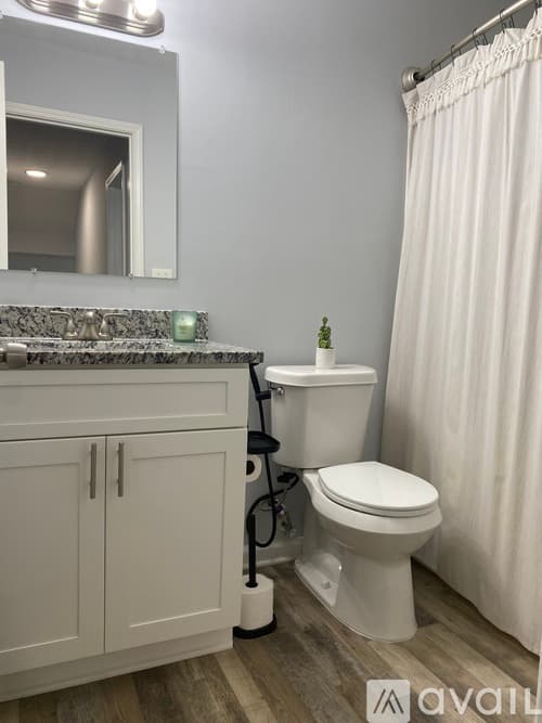 Tucker House: 4108 Wildflower Ln