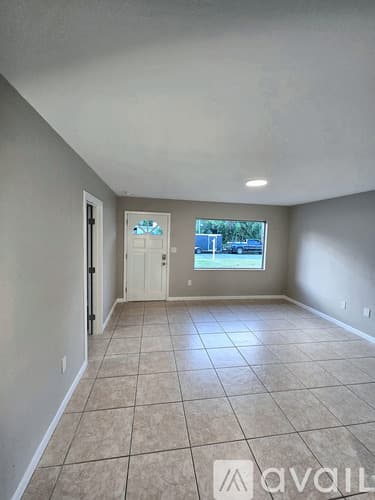Melbourne House: 1857 Glenwood Drive
