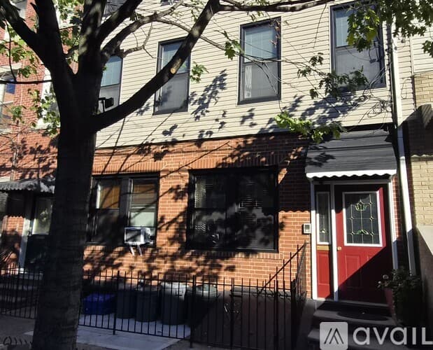 Jersey City Townhome: 226 Brunswick Street