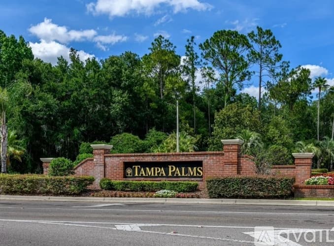Tampa Condo: 5125 Palm Springs Boulevard