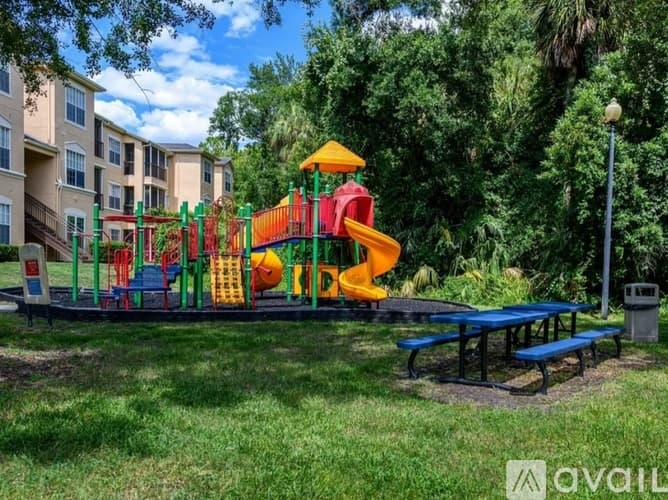 Tampa Condo: 5125 Palm Springs Boulevard