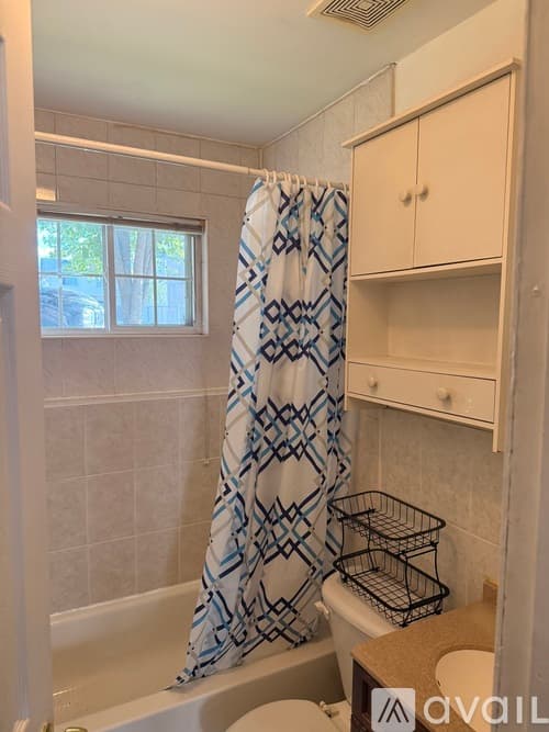 Staten Island Apartment: 339 Hamden Avenue