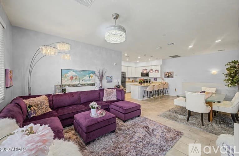 Gilbert Condo: 2721 South Decatur Drive
