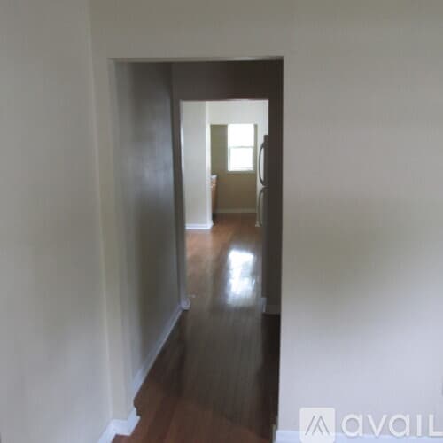 Eau Claire Apartment: 1014 Oxford Ave