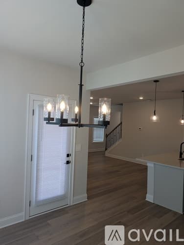 Cumming House: 5050 Paravicini Place