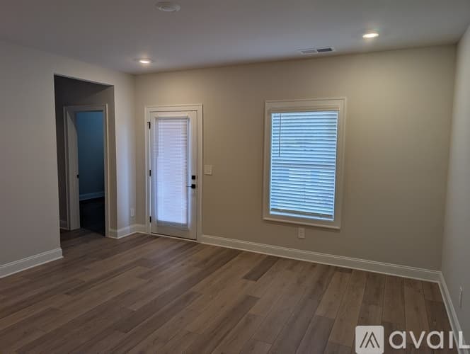 Cumming House: 5050 Paravicini Place