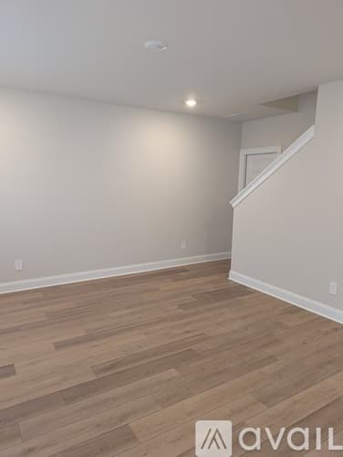 Cumming House: 5050 Paravicini Place