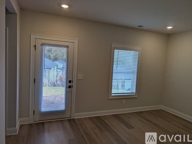 Cumming House: 5050 Paravicini Place