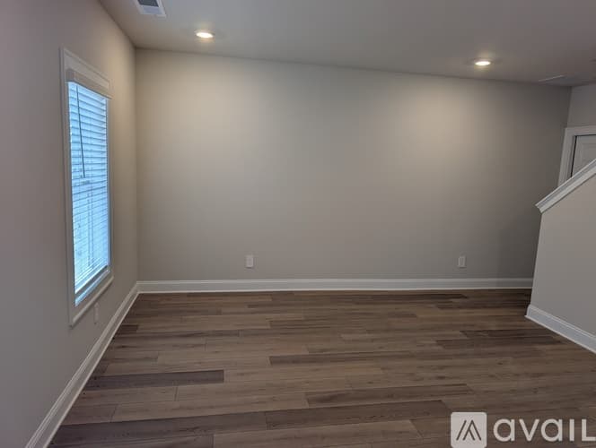 Cumming House: 5050 Paravicini Place