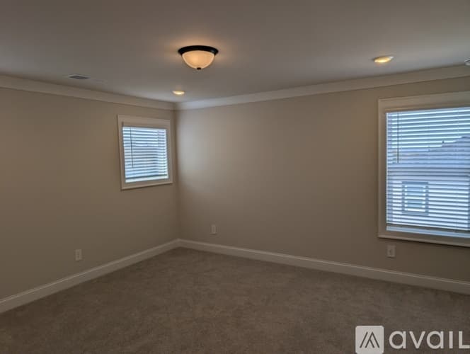 Cumming House: 5050 Paravicini Place