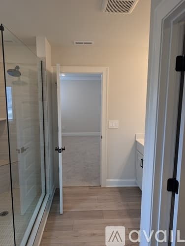 Cumming House: 5050 Paravicini Place
