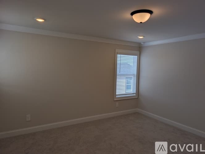 Cumming House: 5050 Paravicini Place
