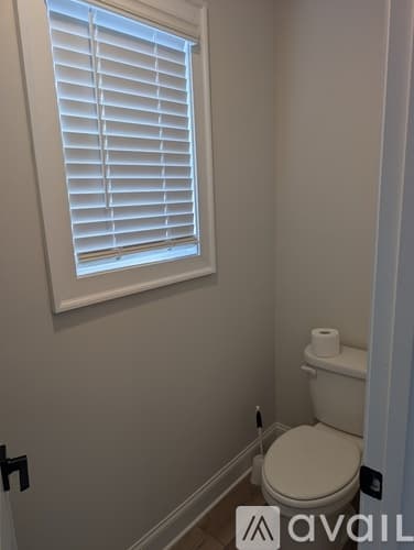 Cumming House: 5050 Paravicini Place
