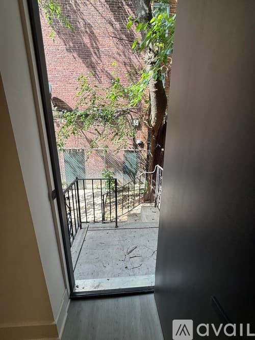 Philadelphia Apartment: 5803 Spruce Street