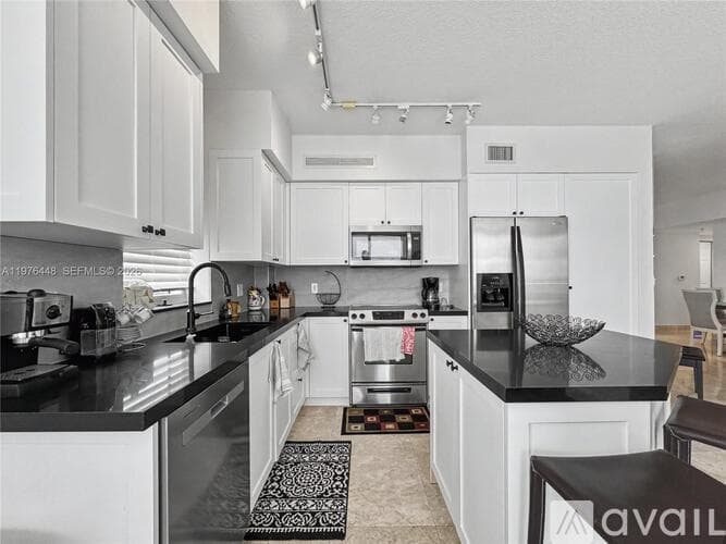Hallandale Beach Condo: 1755 E Hallandale Beach Blvd