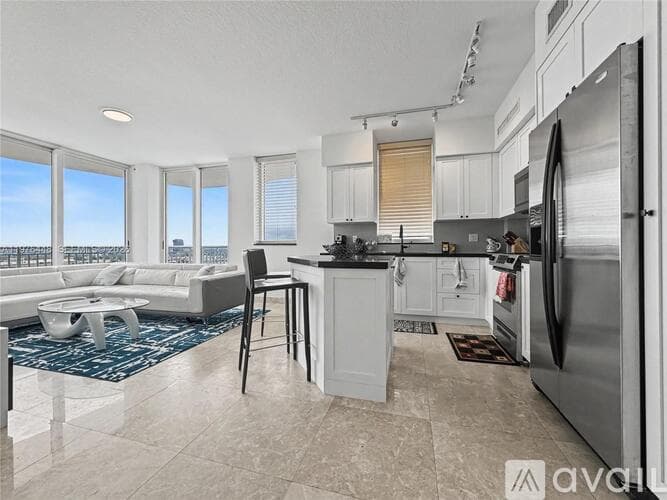 Hallandale Beach Condo: 1755 E Hallandale Beach Blvd