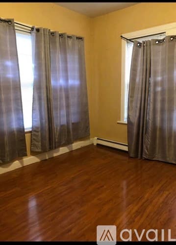 Paterson Apartment: 253 Hamilton Avenue