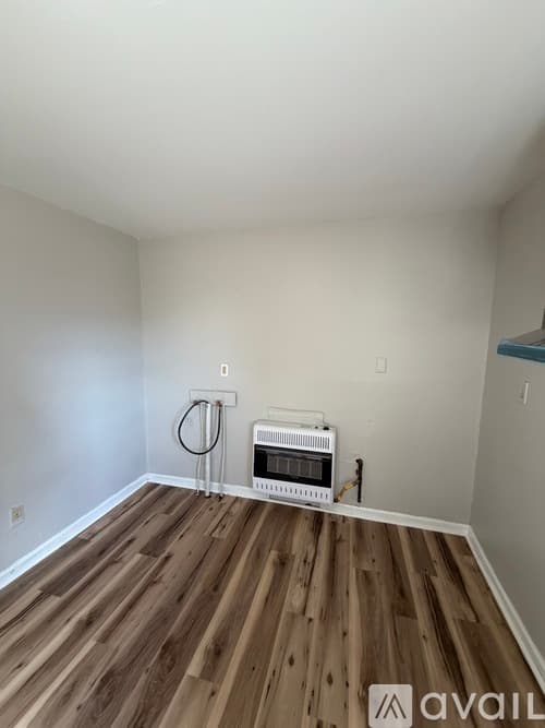 Penns Grove House: 51 E Griffith St