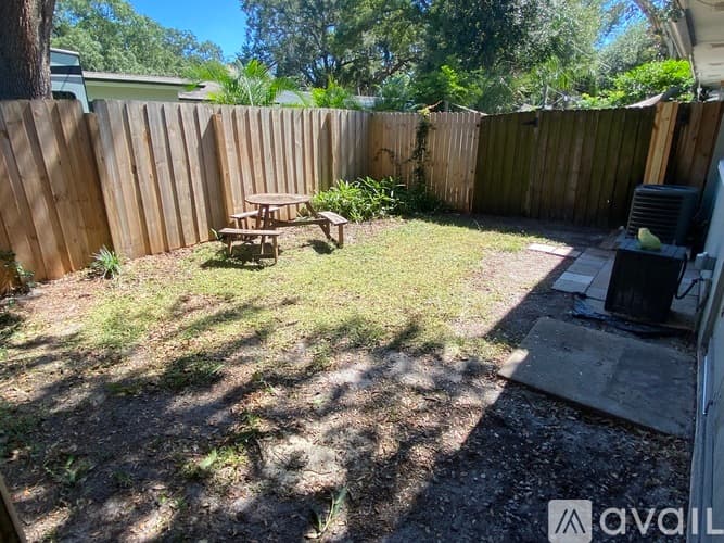 Dunedin Apartment: 857 Lyndhurst St