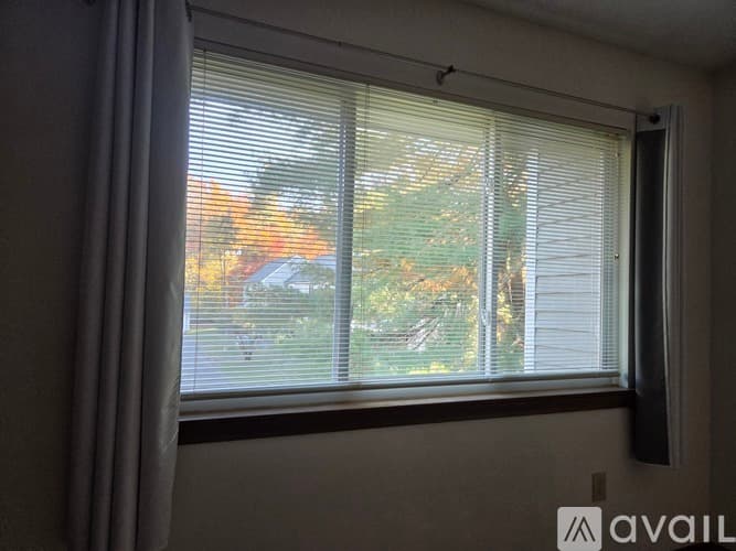Simsbury Condo: 107 Hilltop Drive