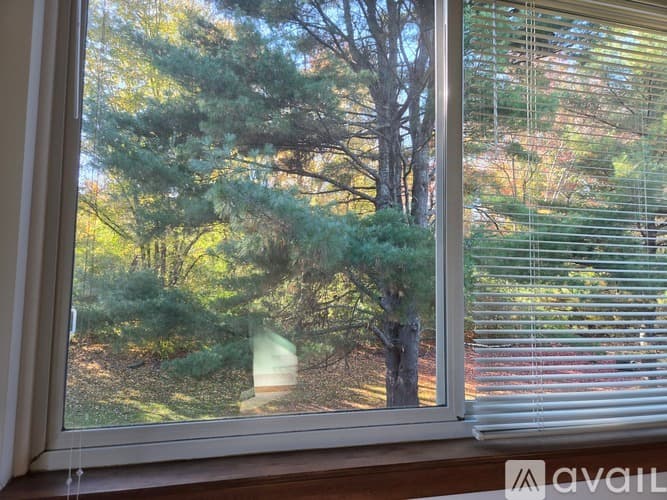 Simsbury Condo: 107 Hilltop Drive