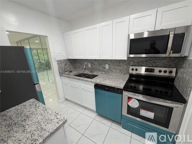Fort Lauderdale Condo: 2200 NE 66th St