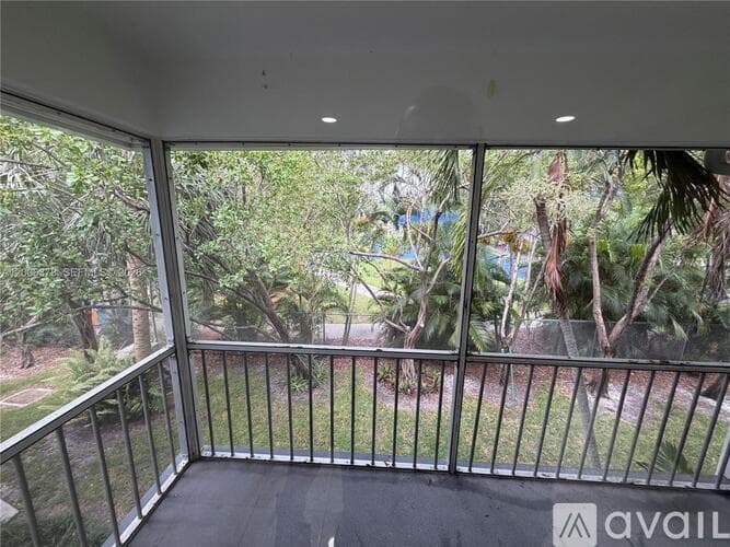Fort Lauderdale Condo: 2200 NE 66th St