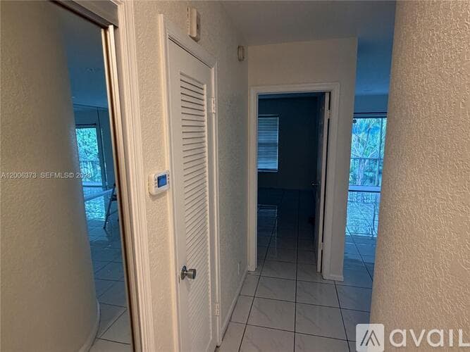 Fort Lauderdale Condo: 2200 NE 66th St