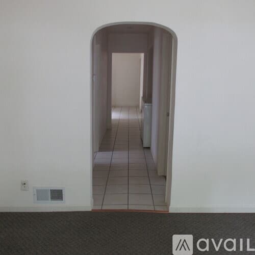 Eau Claire Apartment: 615 Hudson St