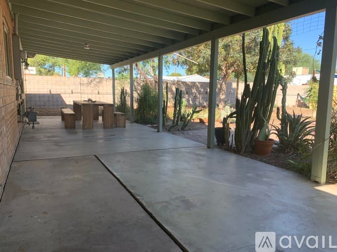 Phoenix House: 5603 N 12 Th Ave